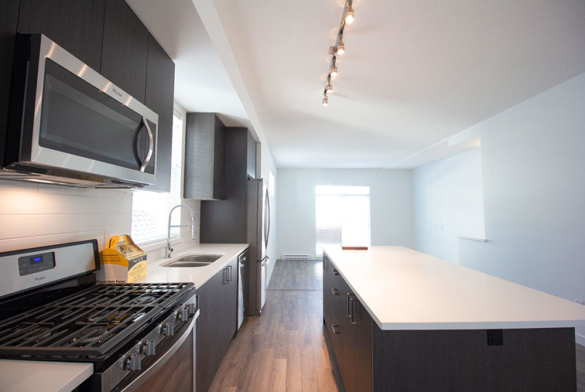 South Surrey 4 Bed 3 Bath Townhouse (Near Morgan Crossing) | Selling & Managing Vancouver Real Estate