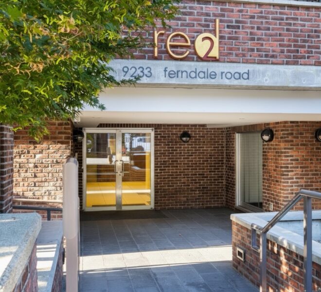 Ferndale_Entrance Large
