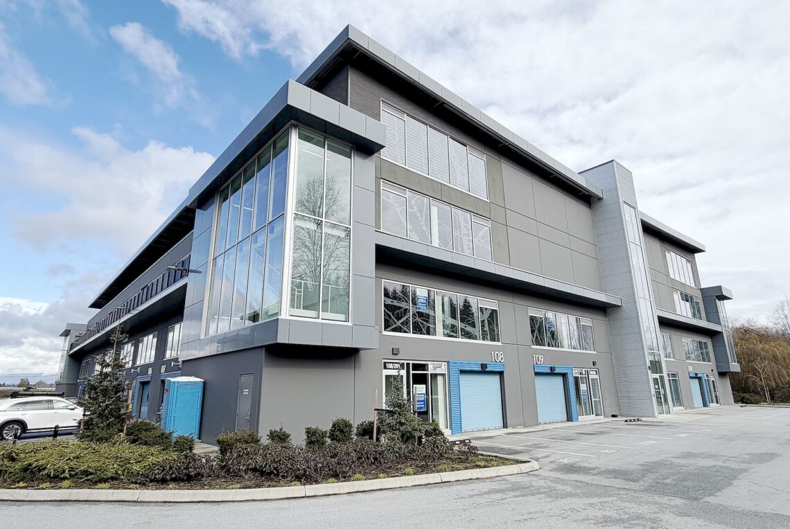For Sale: Industrial Units in Richmond (Near Shell Rd & Alderbridge) 列治文工業地鋪出售 | Selling & Managing Vancouver Real Estate