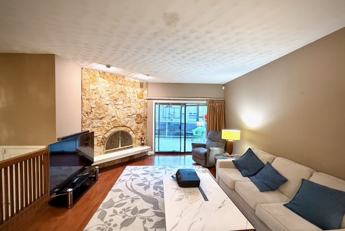 Vancouver West 6-Bedroom House Near Carnarvon Park 溫西6房獨立屋全屋出租近Carnarvon公園 | Selling & Managing Vancouver Real Estate